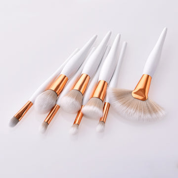 WoodenElegance™ - Professional makeup brush set